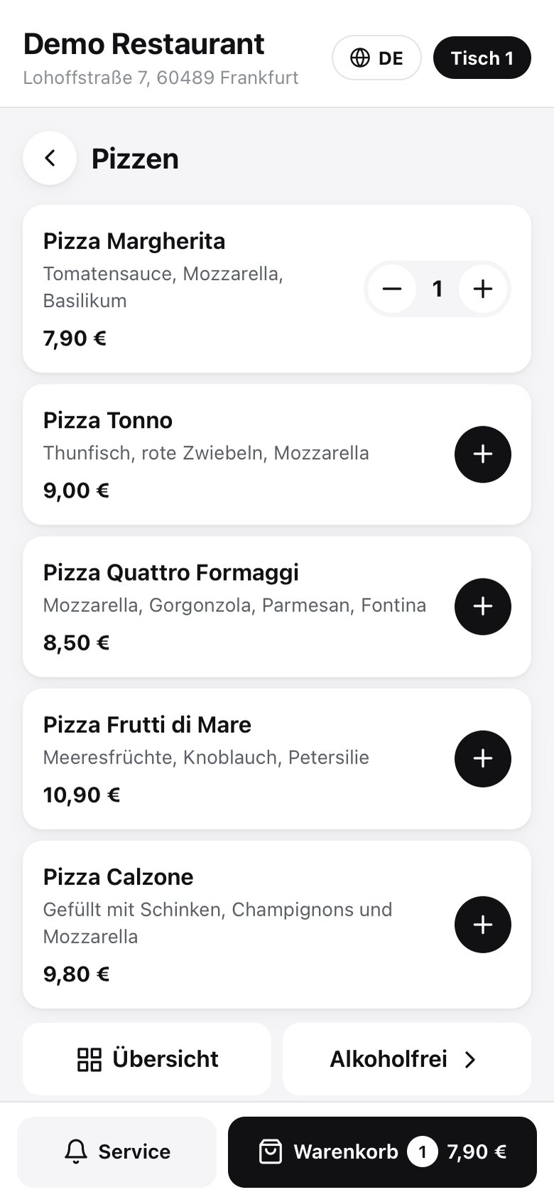Echte Gäste-Ansicht von SmartCube: Pizzen mit Beschreibung, Mengenauswahl und Warenkorb